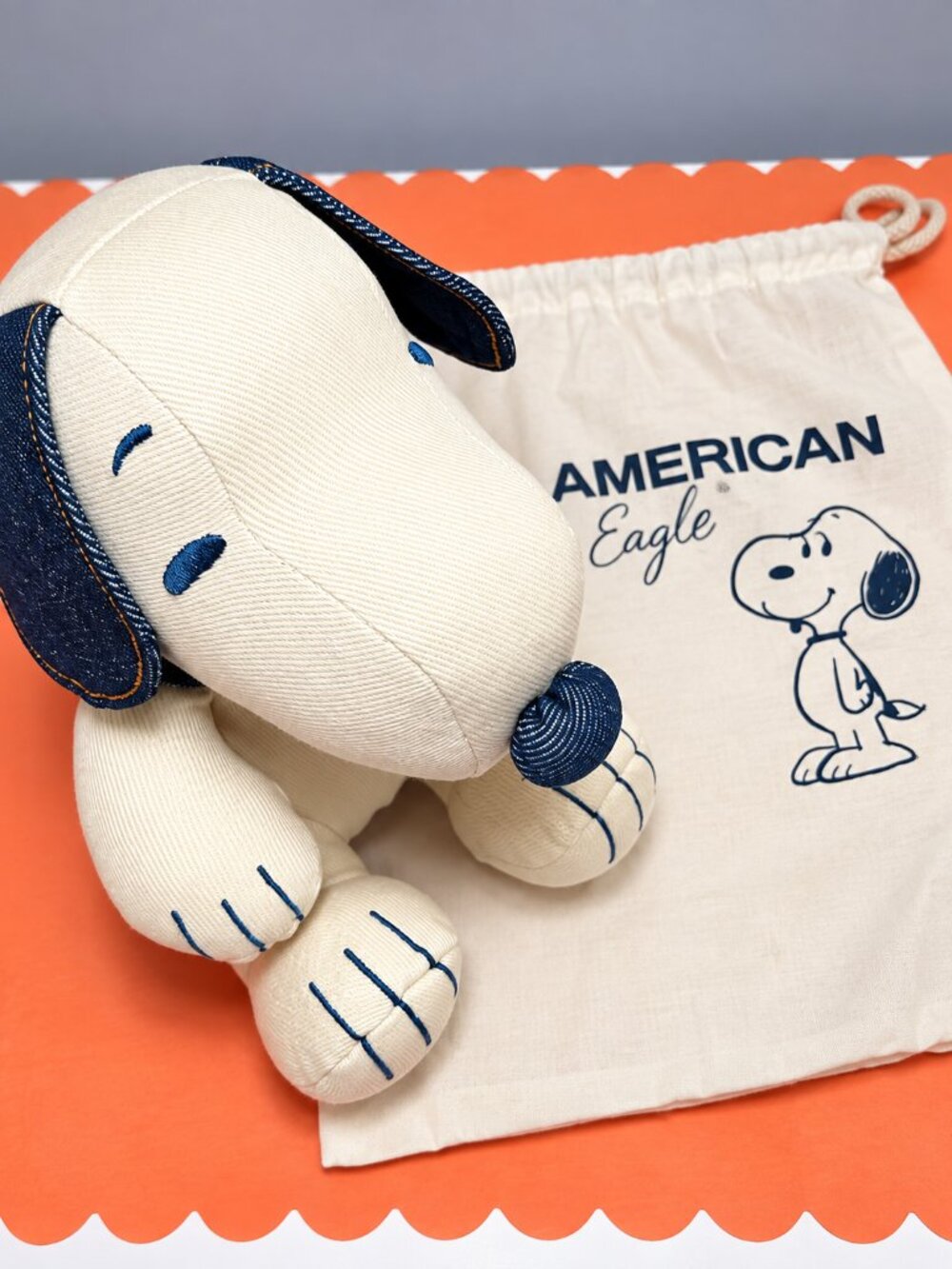 American Eagle x Peanuts Snoopy Plush + Original Bag